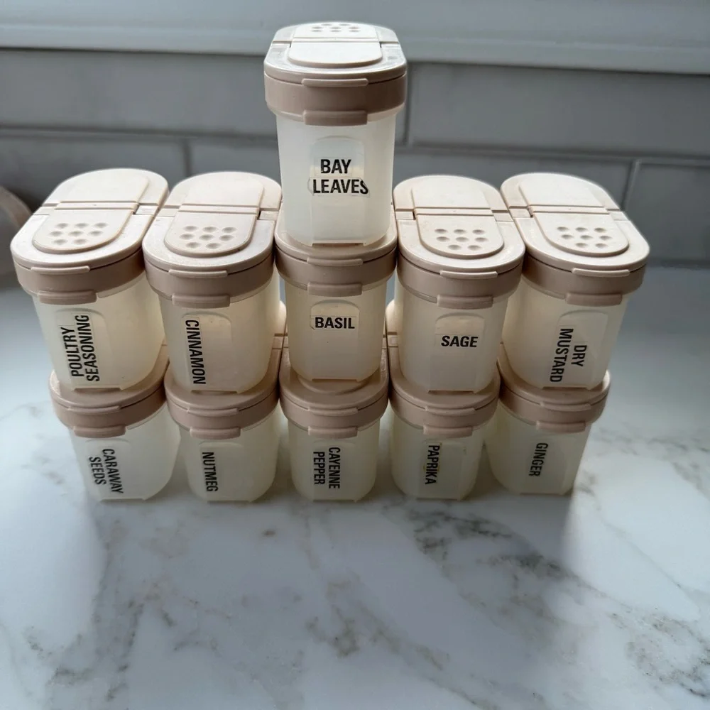 Tupperware 24pc Modular Mates Spice Containers Vintage 80’s Tan and Pink Lids
